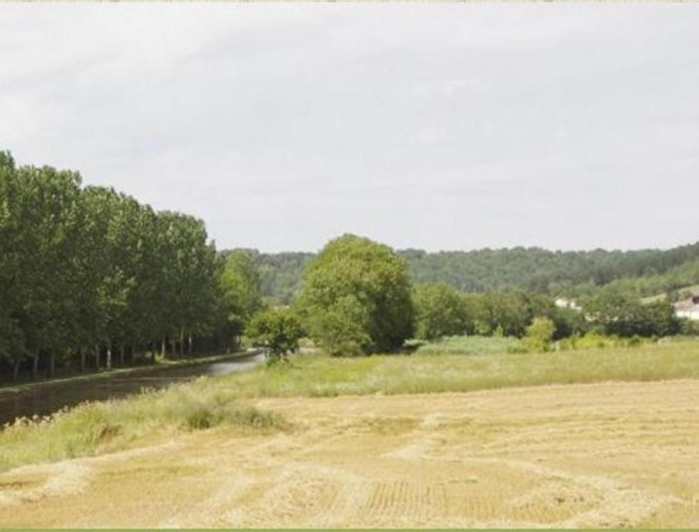 Le Clos Du Murier Chassignelles Exterior foto